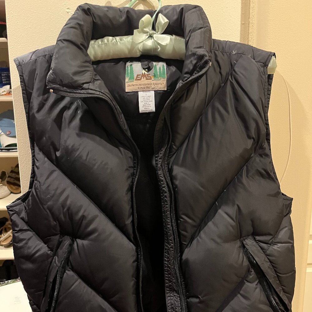Eastern Mountain Sports (EMS) Down vest Size Small